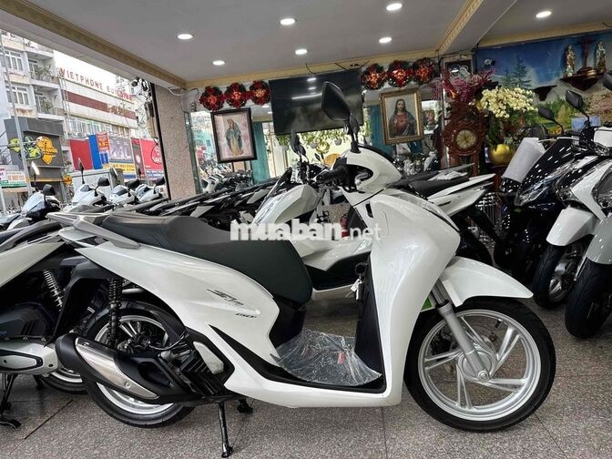 SH 150i ABS 2022 Trắng 5.134 km Bao Sang Tên