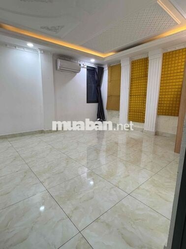 CHDV - 2 PHÒNG ( 1 KÍN + 1 HỞ ) - FULL NT - THANG MÁY