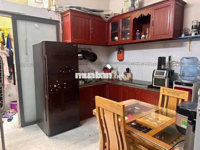 Cho thuê nhà nguyên căn đối diện công viên D9 Dt 4x20m