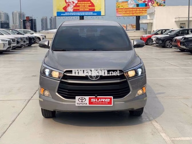 Toyota Innova 2.0G 2020 Bạc 106.000km