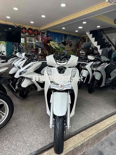 SH 150i ABS 2022 Trắng 5.134 km Bao Sang Tên