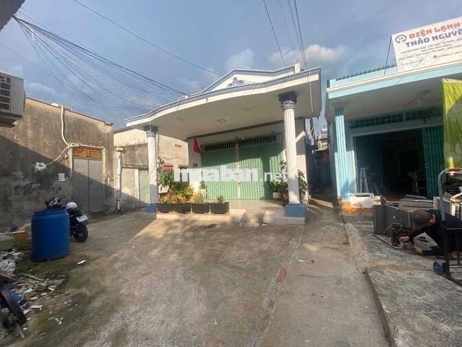 🌟 Bán ĐẤT sẵn Nhà TRUNG TÂM THỦ ĐỨC 177m² – CÓ SẴN NHÀ CẤP 4 ĐẸP Ở NGA