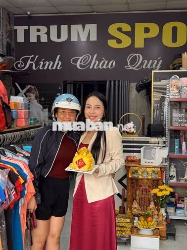 SANG GẤP CỬA HÀNG ĐỒ THỂ THAO VÀ PHỤ KIỆN