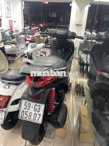 Piaggio Medley 150cc ABS 2022 Đen