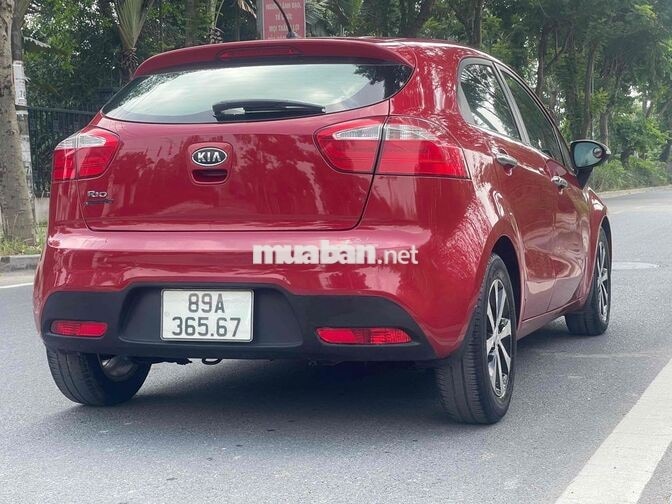 Bán xe kia rio nhập sx 2012AT bản full của lóc