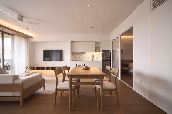 Bán căn hộ dịch vụ view nhà hát Ngọc Trai, 145m2, 116 tỷ. Apartment 