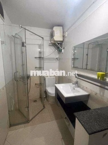 Cho thuê nhà ngõ Tạ Quang Bửu - Hai Bà Trưng