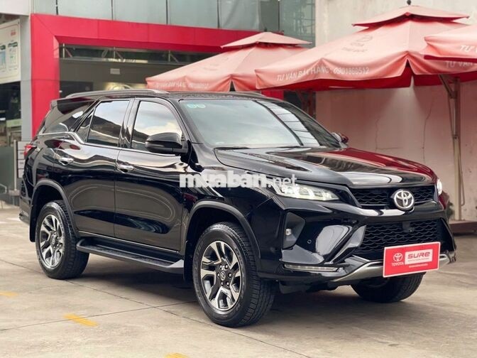 Fortuner Legender 2022 1 Cầu - Đen 80.300 km