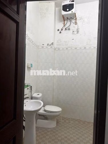 cần cho thuê nhà nguyên căn, 2 tầng, 2PN. Full nội thất, 