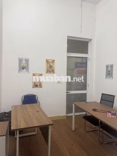 Cần sang nhượng hoặc cho thuê văn phòng, lớp học Hòa Khánh