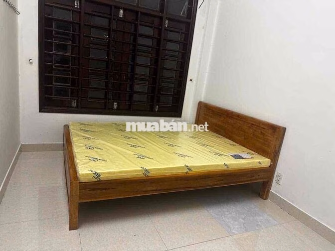 Tôi cần cho thuê nhà 2 tầng full nội thất mặt tiền Nguyễn Lương Bằng