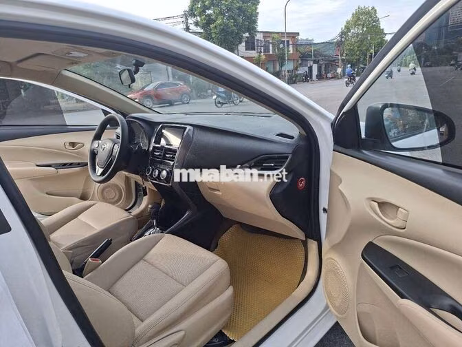 Toyota Vios 2022 Trắng Tự động Việt Nam
