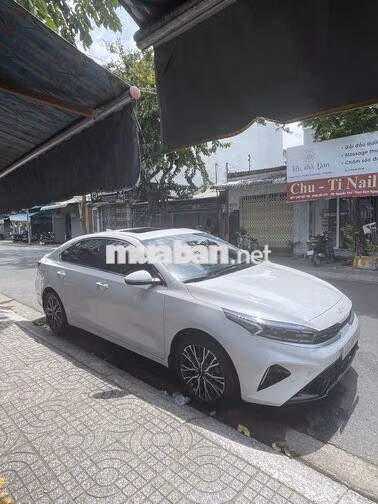 Kia K3 2024 2.0 Premium Trắng 14.000 km