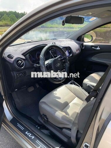 Kia Soluto AT Deluxe Vàng cát 99.283 km