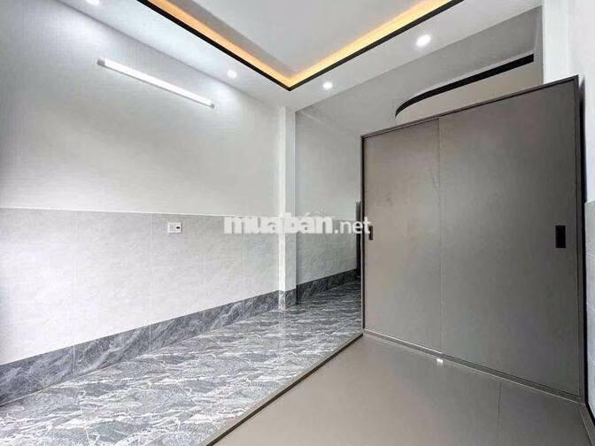 1/10 trống  185/3C Phan Đình Phùng p17 Phú Nhuận  Nước 100k/ng Phí d