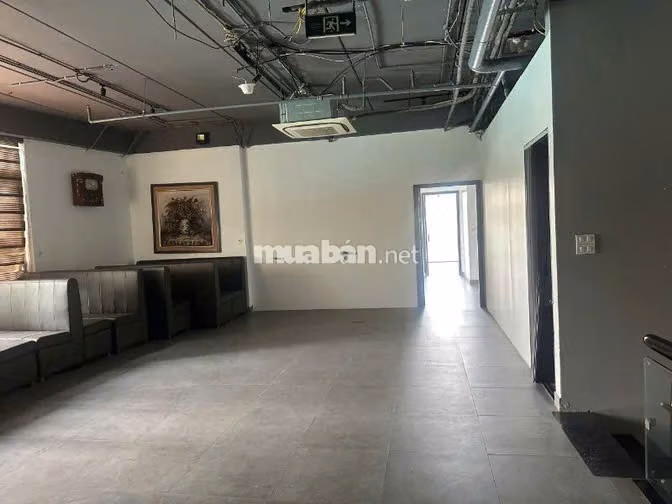 Cho thuê mặt bằng kinh doanh mặt đường Trương Công Giai và Giải Phóng