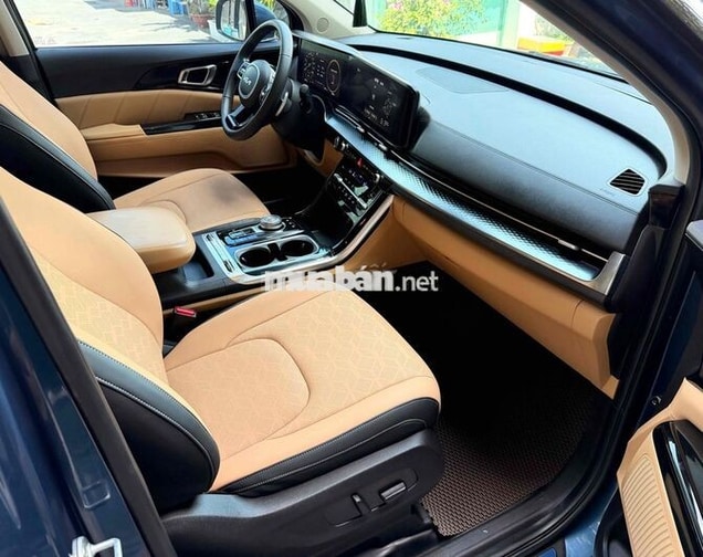 KIA CARNIVAL 2022 Dầu Premium Núm Xoay