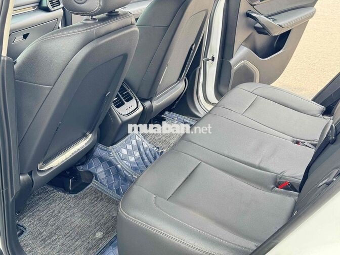 VF8 Eco 2024 bản Full Adas đẹp xuất sắc