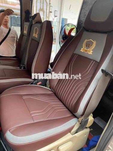 Ford Transit 2015 6 chỗ Bạc