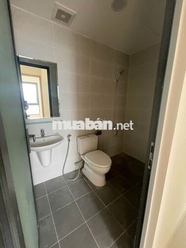 Cho thuê gấp CH Aurora 2PN/68m2 view thoáng chỉ 9tr, tiện ích đầy đủ