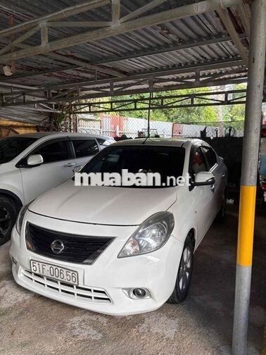 Nissan Sunny XV 2014 Trắng 70000 km