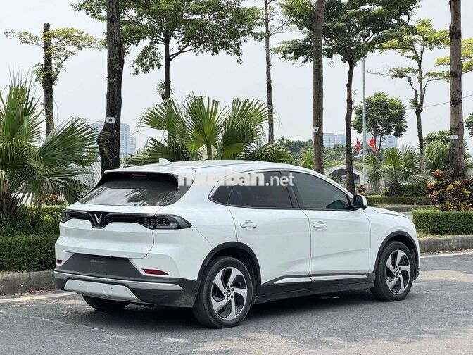 VF8 Eco 2024 bản Full Adas đẹp xuất sắc