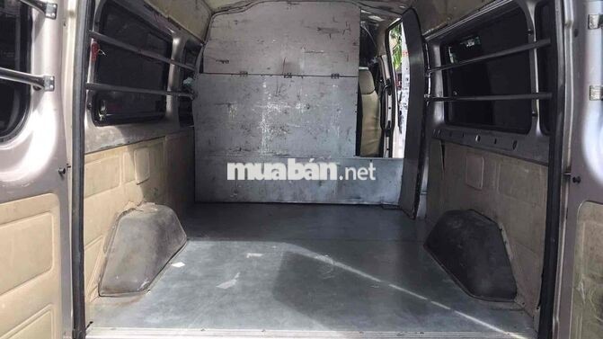 Ford Transit 2015 6 chỗ Bạc