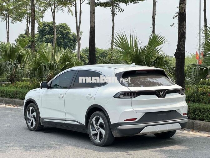 VF8 Eco 2024 bản Full Adas đẹp xuất sắc