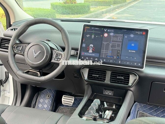 VF8 Eco 2024 bản Full Adas đẹp xuất sắc