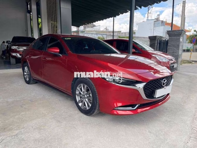 Mazda Mazda 3 Luxury 2022 Đỏ 29.000 km