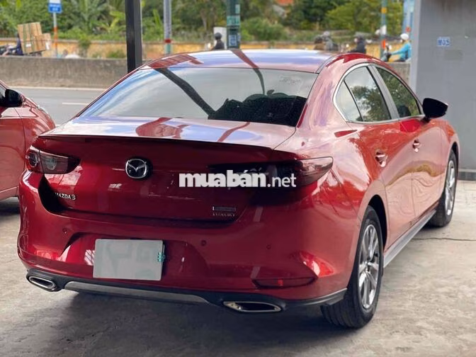 Mazda Mazda 3 Luxury 2022 Đỏ 29.000 km