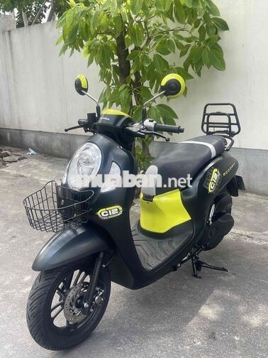 Honda Scoopy Xe tay ga Đen vàng 2024 khoá ga