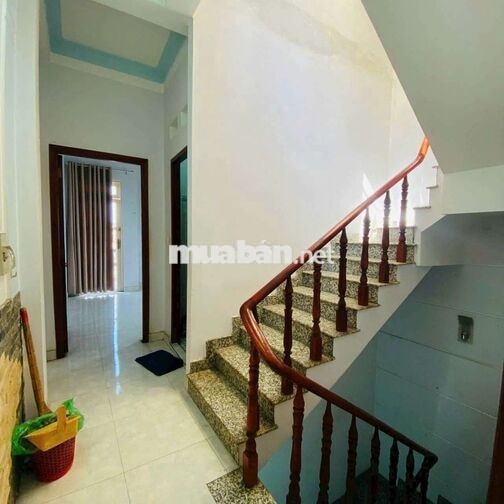 Nhà Hương Lộ 2 [4x14, 2 lầu, 4pn, 3toilet] 10tr/tháng