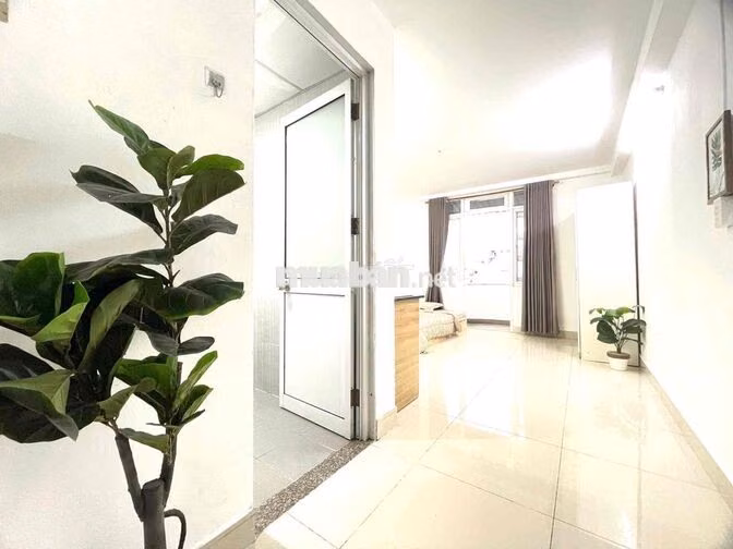 Chính Chủ Cho Thuê Phòng Ở 98F Lê Lai Chợ Bến Thành Giá 5,04tr Ạ