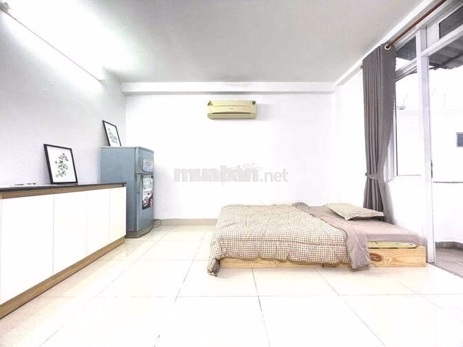 Chính Chủ Cho Thuê Phòng Ở 98F Lê Lai Chợ Bến Thành Giá 5,04tr Ạ