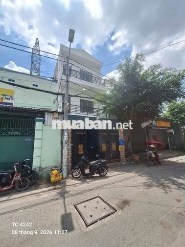 cho thuê nhà DT 5x17 1 trệt 2 lầu đường liên khu 5-6