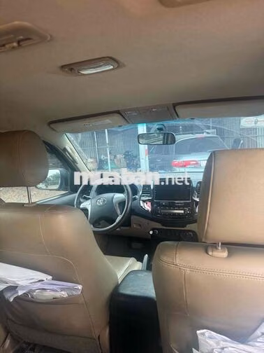 Toyota Fortuner 2016 Bạc 7 chỗ Tự động