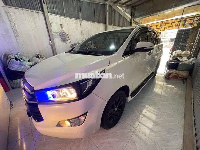 Toyota Innova 2019 Số sàn Trắng Sóc Trăng