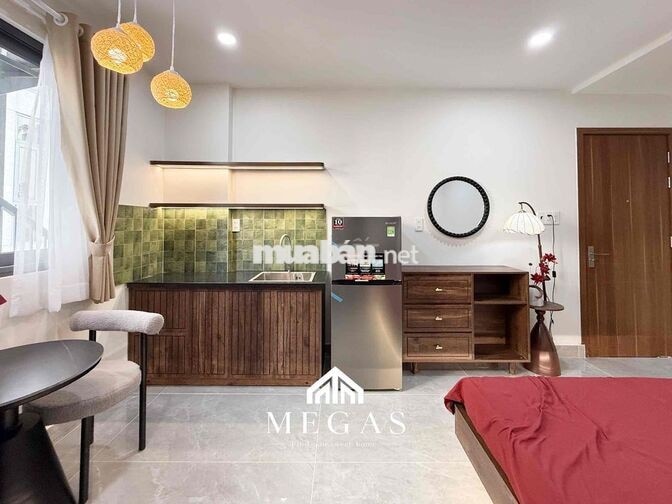 Studio mới 100%, Ngay cổng Văn Lang