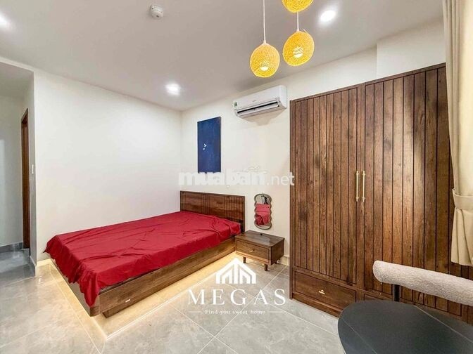 Studio mới 100%, Ngay cổng Văn Lang