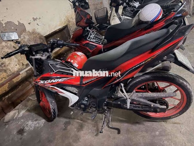 Honda Sonic 2018 Đỏ đen Xe côn tay