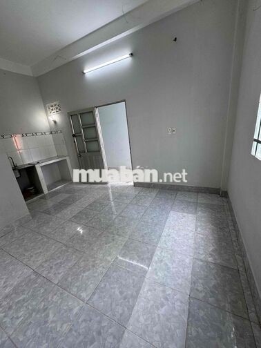 phòng ngay khu him lam Q7 có wc riêng kệ bếp