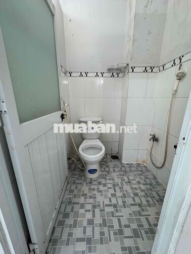 phòng ngay khu him lam Q7 có wc riêng kệ bếp