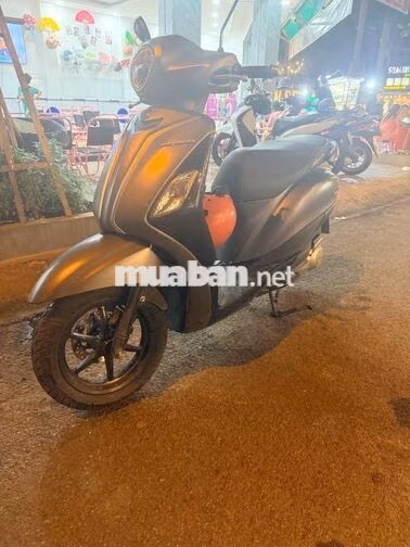 Yamaha Grande Xám Xe tay ga