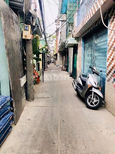 NHÀ TRUNG TÂM QUẬN 4 - TIỀM NĂNG MẶT TIỀN ĐƯỜNG 12M NGUYỄN KHOÁI