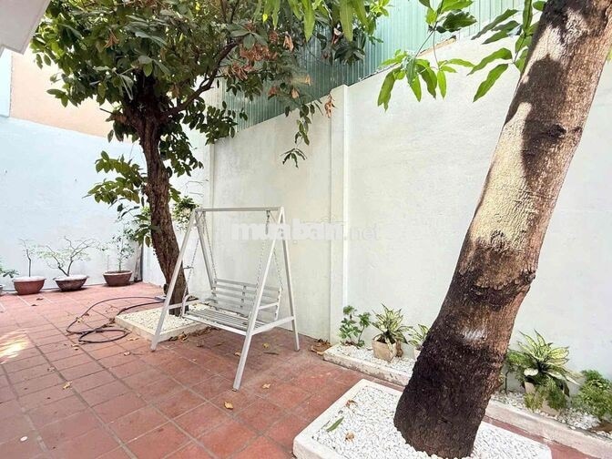 CHO THUÊ NHÀ SÂN VƯỜN KIỆT LƯƠNG THẾ VINH