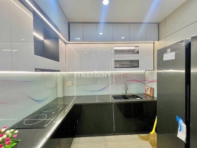 16..CHO THUÊ NHÀ 3 TẦNG KIỆT OTO HÀ HUY TẬP ..THANH KHÊ