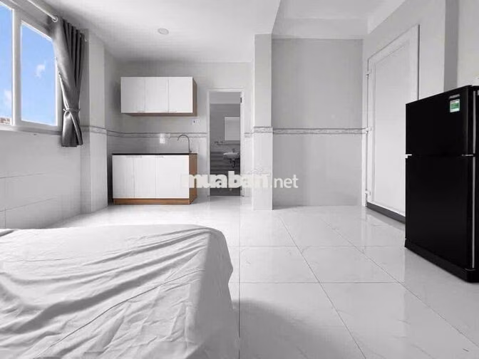 Phòng Đón nắng full nội thất - Lê Văn Sỹ, gần Nhà Thờ Ba Chuông Quận 3