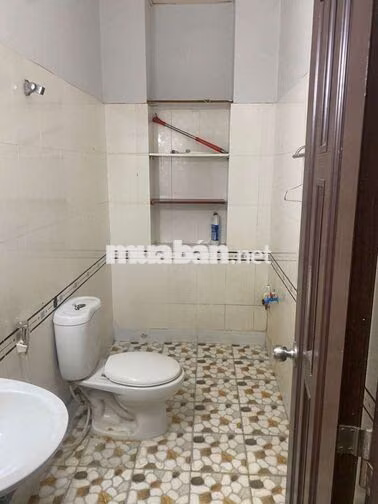 Cho thuê nhà Tân Thới Nhất 5x21m, 1 trệt 2 lầu 4PN, 3WC, full nội thất
