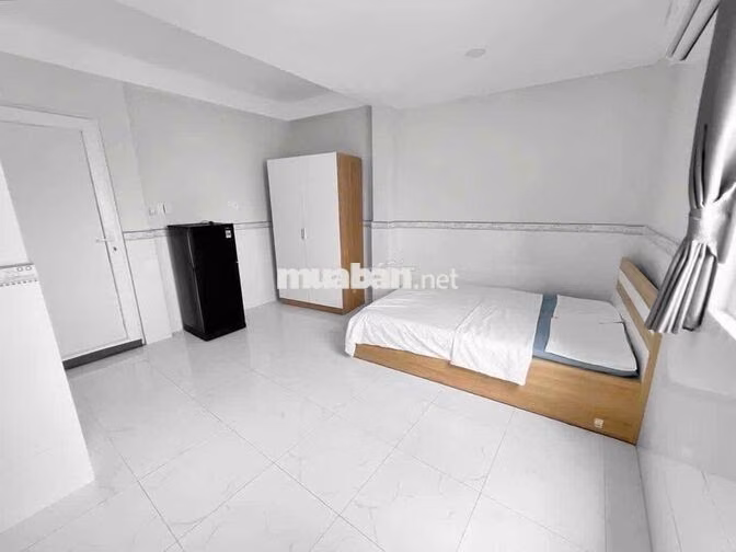 Phòng Đón nắng full nội thất - Lê Văn Sỹ, gần Nhà Thờ Ba Chuông Quận 3
